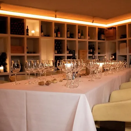 Svanen, & Bw Signature Collection 4*