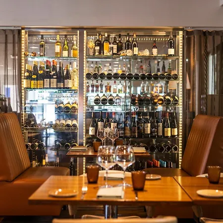 Svanen, & Bw Signature Collection 酒店 4*