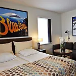 Svanen, & Bw Signature Collection 4*