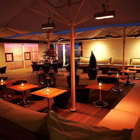 Svanen, & Bw Signature Collection Hotel