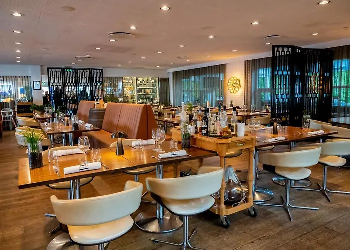 Svanen, & Bw Signature Collection Hotel