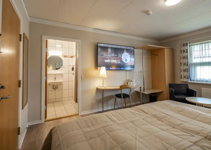 Svanen, & Bw Signature Collection