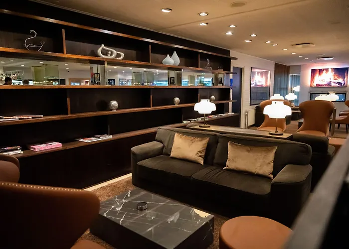 Svanen, & Bw Signature Collection