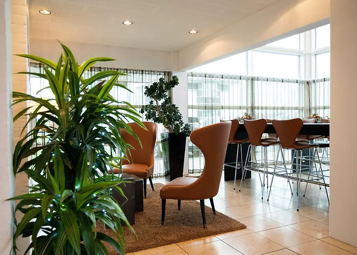 Svanen, & Bw Signature Collection